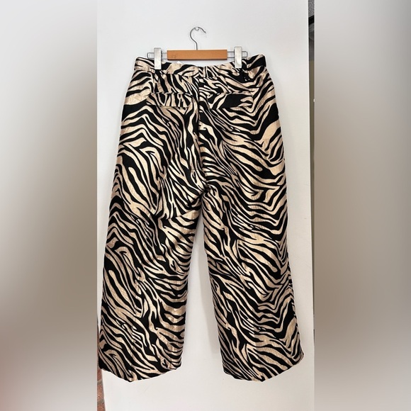 Banana Republic's Eclat Wide-Leg Brocade Pant wide leg cropped gold black zebra - Picture 4 of 9